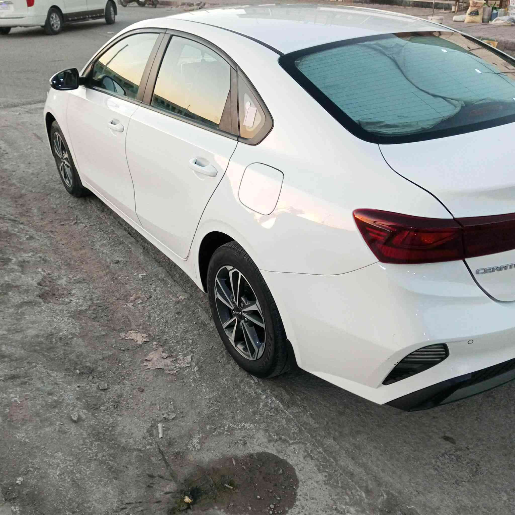 . سلام عليكم
سيراتو 23 مكينه 2000

ماشيه 60 الف جديده

مكفوله سياره علا وضع شركه

بسمنه مداور ثاني يوم

شراي يتصل وبيه خير ويدلل 

سعر ‭***********‬

مكانه سماوه مركز
