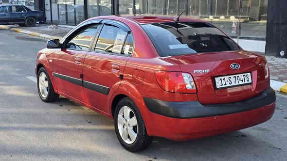 السعر 98 $$ نقد فقط بدون قسط
كيا برايد موديل 2008 كوري ماشيه 140 محرك 16 كير اوتوماتيك تبريد لمس كشنات جلد وتدفئه بل كشنات تحكمات جهتين شاشه كبيره وكامره دواره ويل كب وطخم تايرات جديد بدون صبغ بدون ضرر بدون تقحيل سياره حيل جديده وجاهزه رقم بغداد الجديد سنويه وهزه جديده شرط التحويل مكان السيارة موصل للاستفسار 
***********
