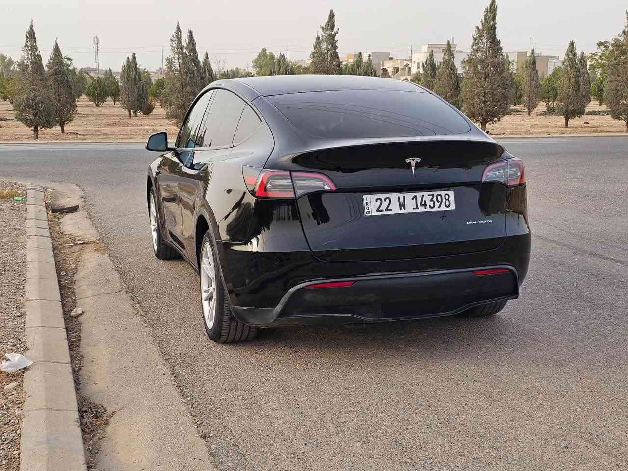 تيسلا  Y دبل ماتور 2023 
long range
سعر :170$ قفل
دبل سويچ كارت

ماشيه 34 mile لف مايل فقط 

صبغ ٥ قطع 
جانب يمىن و يسار
 ايرباك بس ستيرن و راجع سستم

شحن بلادي 
 سيارة اوفلاين
شاشه كبيره حجم15 انج

سقف بانوراما

حساس خلفي 

حساس امامي 

8 كاميرات 

كاميرا 360 درجه

كراسي كهرباء

كشنات تدفئه

رادار خلفي 

رادار امامي 

مانع تصادم 

رادار جوانب

تحكم سياره بلشاشه طبعا

نضام كشف كاميرات سرعه الطريق

نضام الرادار لمنع تصادم

نضام لتحديد مسار الطريق

نضام ترفيه كامل واتسب ويوتيوب وتيك توك 

فول اوامر صوتيه

سياره فول فول مواصفات 

للاستفسار
***********
WhatsApp أربيل, العراق
