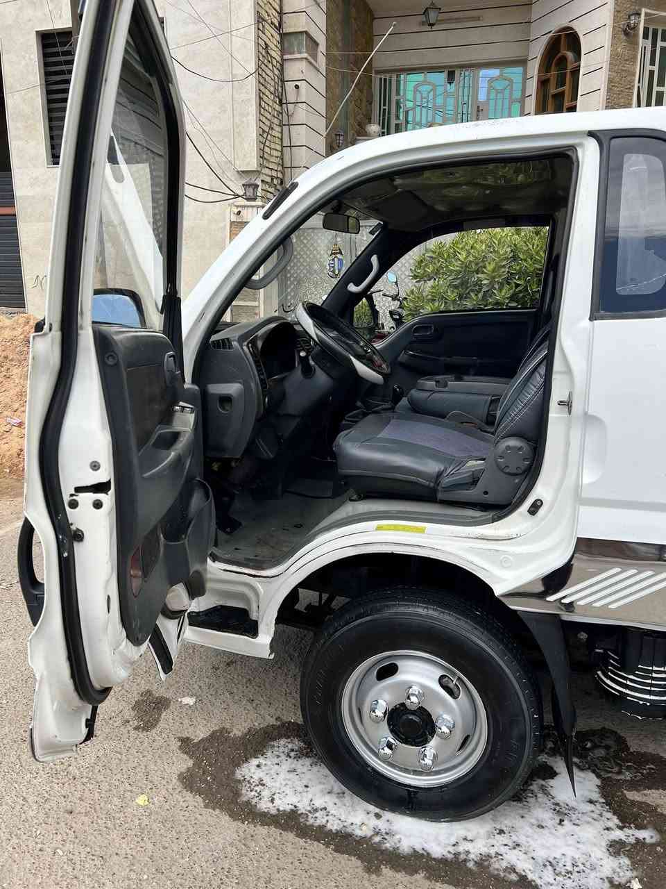 السلام عليكم للبيع كيا. فحل مديل. 2013. رقم بغداد الماني مشروع وطني تحويل مباشر.   تاير خلفي 14.  محور.  شاصي كفاله.   محجر. غلاف دوشمه جاهز.     محرك 4000. مفتوح بلادي.   جديد      مكفوله من ضربه وكص.  صبغ دوس.   بيه. كير. اكسن.  حداده.  تخم. تاير.  كله. جديد.    السعر 113.  وبي مجال.  مكاني بغداد.   هـ. ***********.  اتصل وتدلل 🫡
