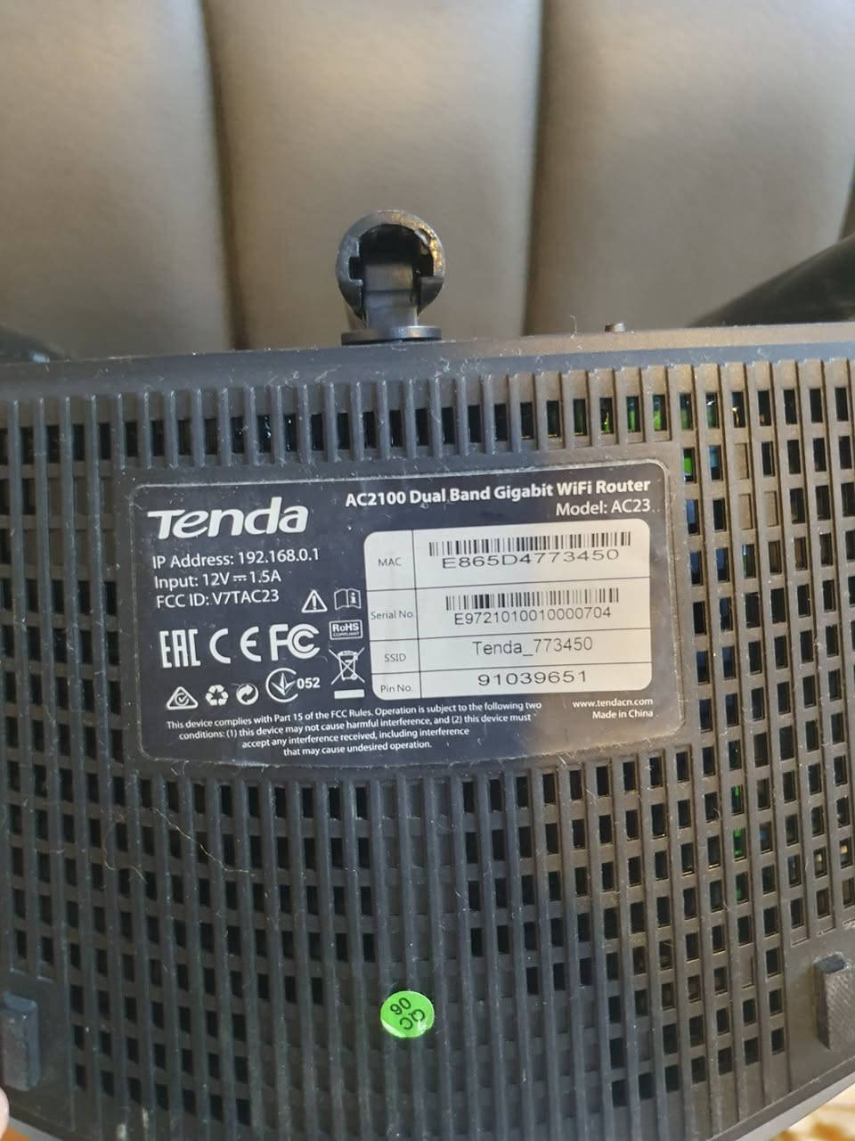 السلام عليكم راوتر Tenda AC23 سعره 35 وبي مجال مكاني بغداد الدوره ***********
