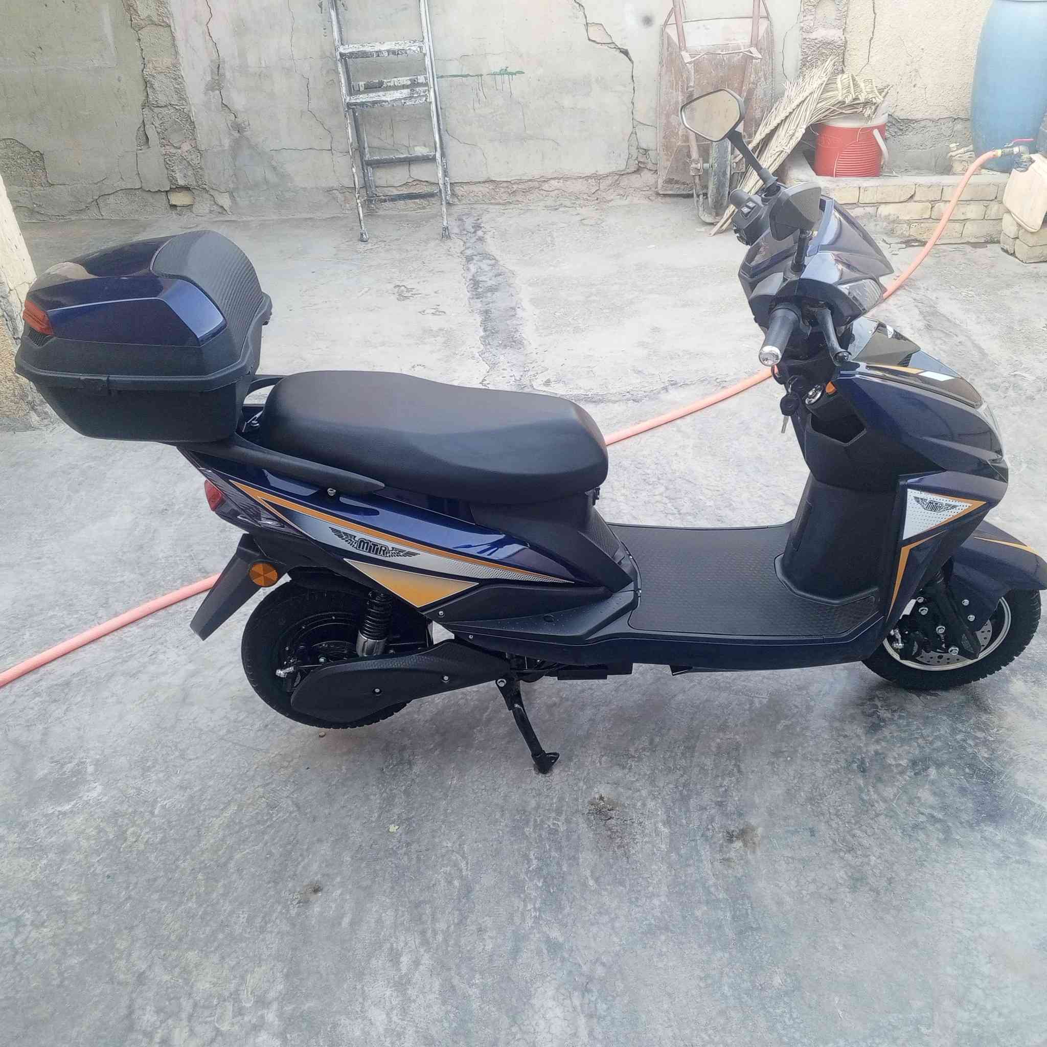 دراجه شحن MTR 6بطاريات 3سرع نضام بك السعر 700وبيها مجال ***********
