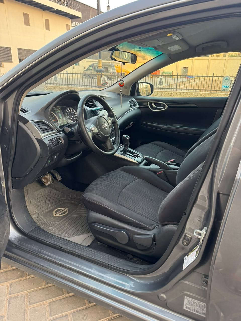 سلام عليكم
نيسان سنترا موديل 2019 وأرد أمريكي 
حادثها جاملغ و بنيد مبدلات نفس اللون 
السيارة جاهزة من كلشي حدادية امامية و خلفية تبريد + تدفئة شغال كهربائيات السيارة كلها شغالة تخم تاير جديد 
السيارة فول مواصفات عدى الفتحة تشغيل بصمة + بصمة بالأبواب + مثبت سرعة + تحكم ستيرن 
الكير والمكينة 100/100 السيارة جاهزة على آخر حباية 
السيارة رقم مثنى معوقين سنوية لحد 2026 و تتسجل حرى 
راعي السيارة بالناصرية 
السيارة ما ناقصها اي شي نهائياً كلشي بيها جاهز و شغال و هذة السونار كدامك و اقرة 
السعر 103 و بيها مجال 
العنوان البصرة  العشار 
رقم الهاتف: ***********
