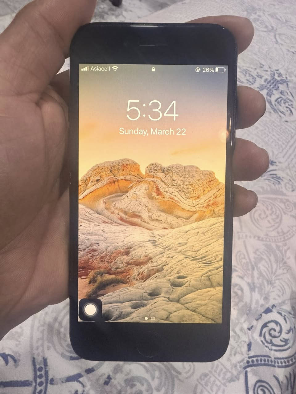 ‏سلام عليكم تلفون iPhone even للبيع بطارية 100 مكاني زعفرانية اخو البلاش 50,000 كل شيء بية السكر شغال والنت شغال شنو ضلمة وهس طلعته للتلفون يعني جهاز نظيف وكل شي بيشتغل ***********￼
