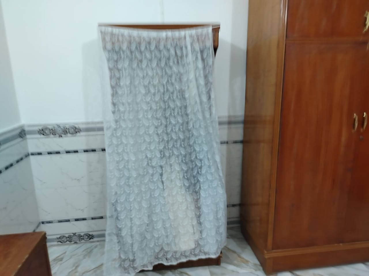 غرفة مستعملة   ٥ ابواب وميز ابو المراية مع زاوية للبيع السعر   ٦٠٠ مع تخم ملكي  ايضا. ٥٠٠


**إذا كنت صاحب هذا الإعلان وتريد حذفه لأي سبب، رجاءا أرسل رسالة إلى الدعم الفني**