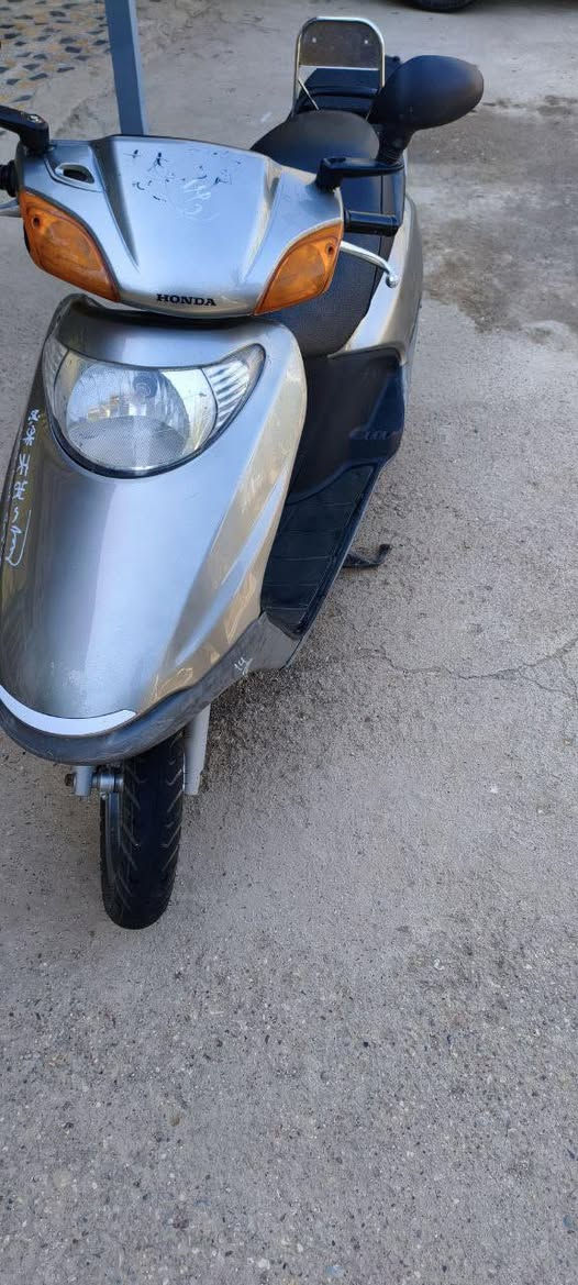 سلام عليكم
دراجة سبيسي ياباني نظيفة كهربائيات شغالة هندر سلف اشاير شلعة ومعدل يخبل ومكينة خير من الله 
مجفتة مرة وحدة
 
رقم :*********** بي واتساب 
السعر خاص
