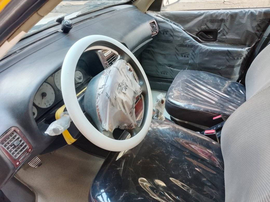 السلام عليكم بيجو بارس موديل 2013 سياره نظيفه قطرة صبغ ما بيها مكفوله لا تبديل ولاصبغ 
السياره تبريد ثلج دوشمه صدر كل جديد السعر 40$
***********
