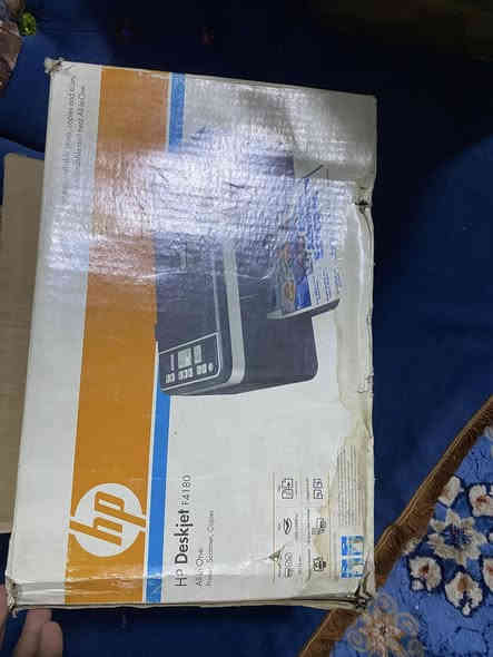 السلام وعليكم طابعهhp جديده شخط مابيها بكارتون السعر 100 وبيها مجال للستفسار مراسله الصفحه او الاتصال ***********
