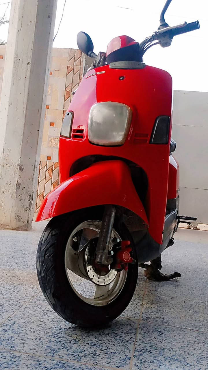 السلام عليكم دراجه بوليس كابريته لون احمر محرك مامفتوح  فول نضافه فول شلعه *********** للاتصال
