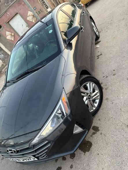 سلام عليكم لنتره 2020رقم سليمانيه الدولي سياره نضيفه جديده معنا لكلمه صدر تخم تاير تبريد جاهزه للخير..حادث موضح بل صوره السياره مصروفلهه هواي مكاني الكاظميه السعر 119وبيها مجال حك الجيه 
***********
