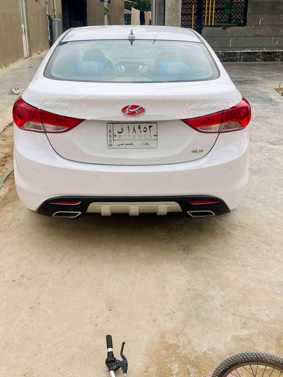 النترا.  ٢٠١٢.  خليجي
بيها صبغ شي بسيط كلش. بدون ضربه 
 
محرك 1800. مبدل كازكيت 

سياره مال جناي جاهزه من كلشي 
رقم بغداد.   سنويه. لل ٢٨

السعر. 108 وبيها مجال 
الموً شراي رجأ لا يتصل 

***********
