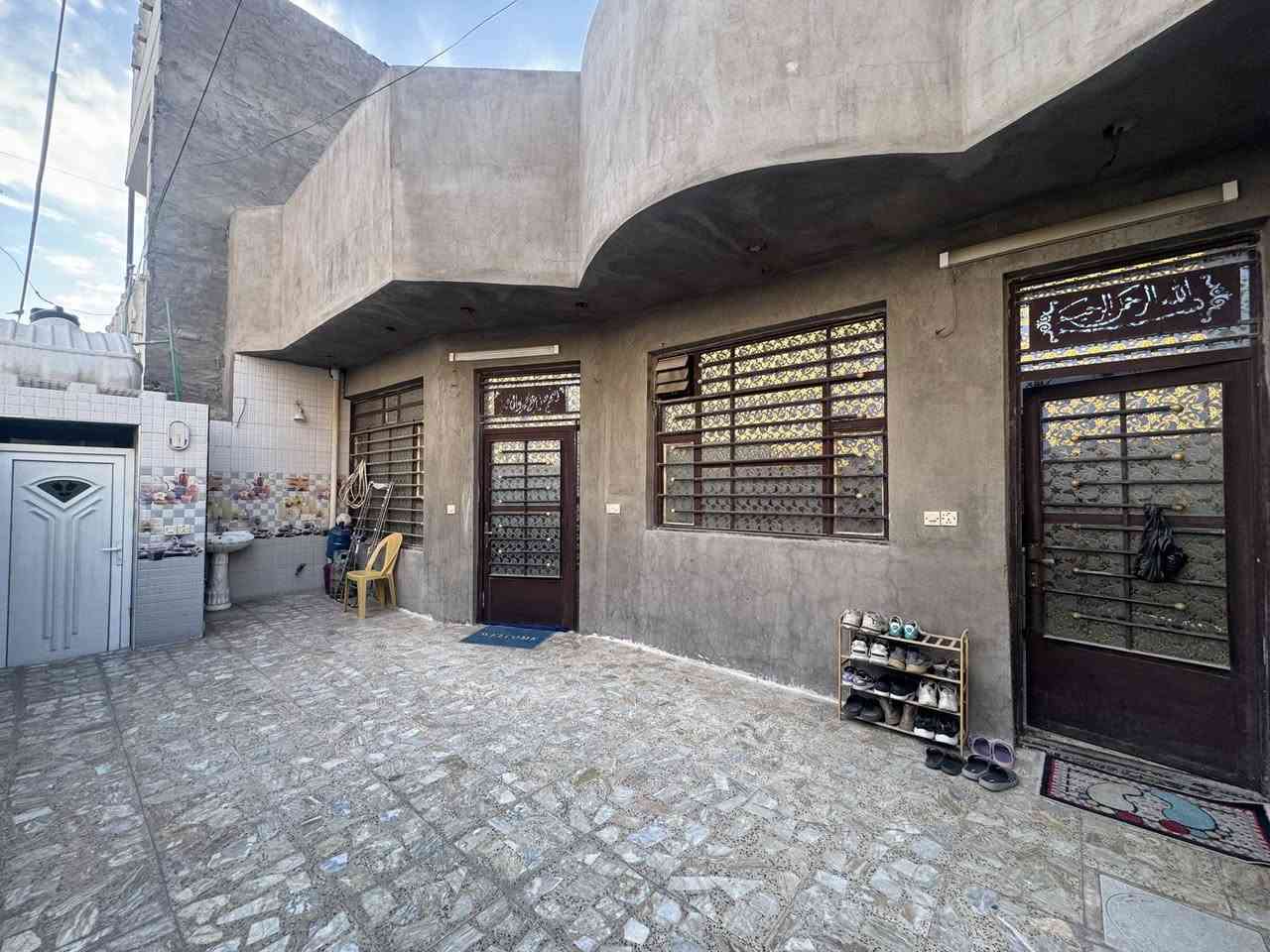 سلام عليكم
للبيع دار زراعي طابق واحد ركن ع شارعين مقابيل الاعداديه يبعد ع طابو 100 متر البيت متعوب عليه كلش ومرتب

يصلح للاسثمار ب مشتملين الشراي يتصل وافهمه 

ملاحظه اني مكلف ب نشر الشراي يتصل ع رقم ابو مومل

للاستفسار اكثر / ‭  0771 778 4823‬
