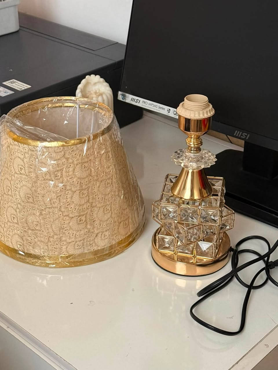 السلام عليكم
عندي مرايه وتيبلام للبيع 

التيبلام بعده جديد بالباكيت

والمرايه مستخدمه قليل

مرهمو وي ديكور غرفتي 

الاستفسار ع الخاص 

مكلفه بالنشر


**إذا كنت صاحب هذا الإعلان وتريد حذفه لأي سبب، رجاءا أرسل رسالة إلى الدعم الفني**
