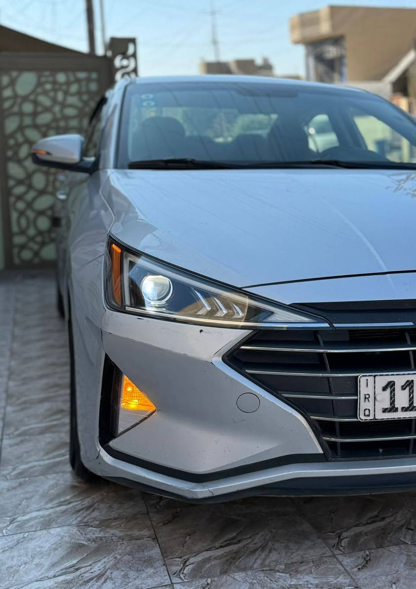 النترا 2019 للبيع وارد كندي حادثه جانبي بابتين صبغ شواصي ولغود وكير ومحرك مكفولات جميع الايرباكات سليمه ماشيه 60 كيلو مكاني الدوره/الميكانيك السعر /127 وبيه مجال للاستفسار *********** بغداد, العراق
