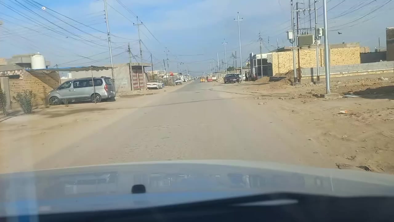 قطعه للبيع على طريق الشركات مساحتها ٢٨٠ م خلف مسجد وحسينية اهل البيت مباشرا سعرها ١٣ مليون وبيه مجال التفاصيل كامله في مقطع الفيديو والاستفسار رقم الهاتف ***********و***********
