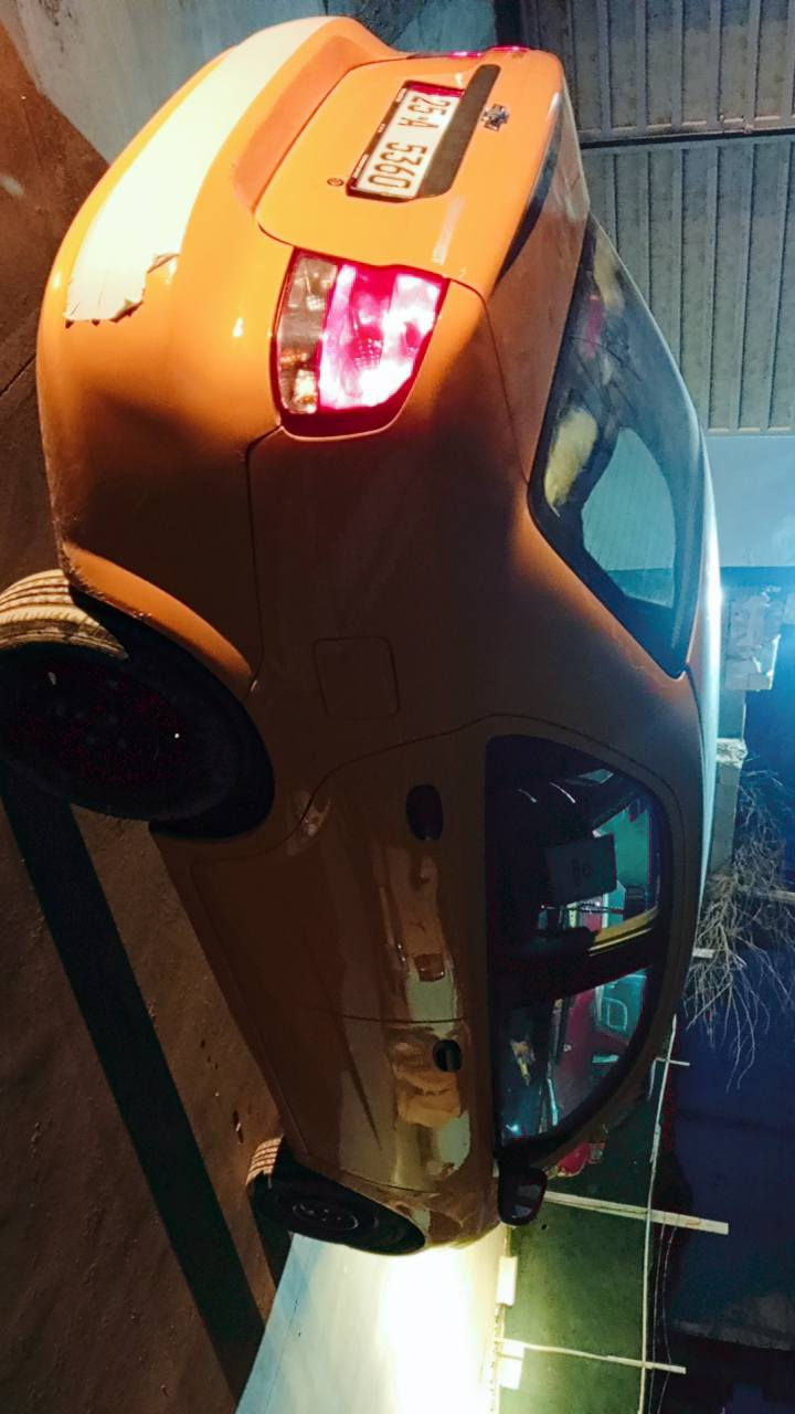 تەکسی ئەڤیۆ بۆفرۆشتن 2006 رەقەم کرکوک سەیارەکە زۆر خاوێنە  بەشەرتی وکالەو تەحویل بەشەرتی گێرومەکینە مەکینەی تازە تەسفیت کراوە سەیارەکە ماڵی دۆستە شوێن کرکوک .ژم... ***********کورک***********
