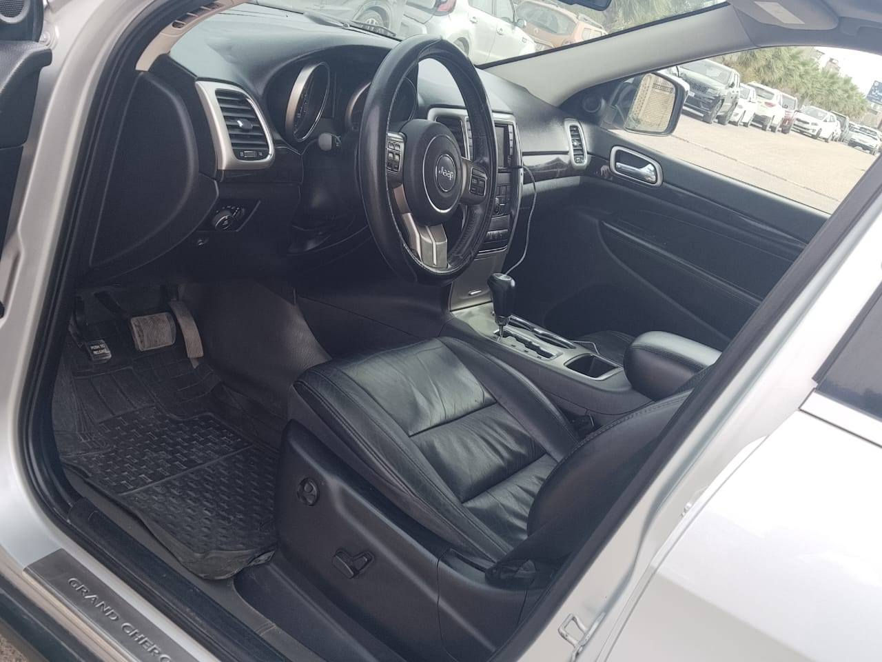 يالله سلام عليكم سياره نوع جيب لاريدو وارد امريكي موديل 2013حادث امريكه جاملغ وبنيد صبغ فقط سطحي بدون دواخل والباقي كفاله عامه الاخير كفاله كير مكينه حداديه تخم تاير تبريد تدفىه تبريد ثلج شاير مري تحكم مري شاشه بنراما كامره حساسات تحكم ستيرن جهتين خمسه ويل كب 6سلندر فول مواصفات واحد عل واحد كشنات كهرباىي جلد العنوان كربلاء السعر 159وبيه مجال حك الجيه الهاتف ***********بسمي تحويل مباشر مامتواجد عل فيس بيع فقط
