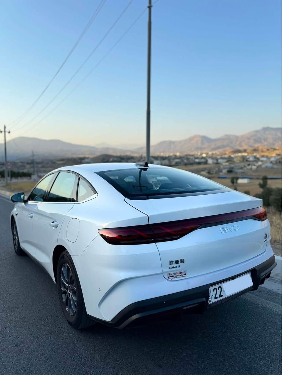 ‏ byd quin L 2025
بی وای دی کوین ئێل مۆدێل 2025 
فول مواسەفات بێ سلاید، 
پاتری گەورە ، ١٤کامێرا ، بەسمە و کارت، 
ئۆتۆ پارک ، ڕاداری خەتی جادە ، ڕاداری تەحدید سرعة
کامل حساس ، تەبرید مەرکەزی ، لایت زینۆن ، درایڤ مۆد ، ١٠ئێرباگ ، 27000کم ڕۆیشتووە ، هیچی نیيە ، 
ئەشیای خۆی کامل لەگەلە.
ژمارە تەلەفۆن
*********** سوران, أربيل
