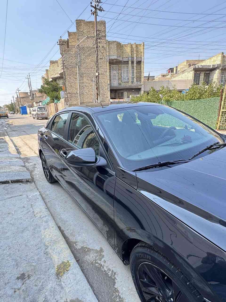 السلام عليكم
النترا 2022 

مواصفات عادية / بصمة 

مكينة 2000

ماشية 68 الف 

الحادث موضح في الصور 

بيها حالوب بسيط في بغداد

رقم بغداد بأسمي

السعر /135 

العنوان / بغداد العبيدي 

الرقم / ***********
