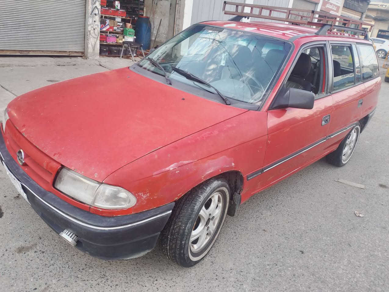 السلام عليكم 
استرا🚗 حجم 16
موديل 1992✋ رقم صلاح الدين 
كاربون بانزين ⛽ شرط التحويل 🚦 
محرك 16 محرك وكير شرط 👋 
📢 السياره بدون ظرر وكدام العين 👀 
🛑#السعر 45$💸 وبيها مجال 
#العنوان #الموصل #موصل_الجديده قرب جامع الايقظه شارع البطاريات 
🛑 1️⃣ اوقات العمل🕰️الاتصال من الساعه التاسعه صباحا الى الساعه العاشره ليلا🛑
🛑2️⃣بلتلفون قفل ماكو تعال ودفع سعر اليعجبك 🛑
#مكتب_ارض_السلام #لبيع_وشراء_السيارات 
🛑 #باداره/ سلام الراشدي 
***********📱كورك 📞
***********📱اسيا📞
