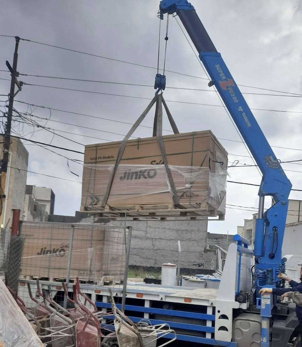 مستمرين في تنصيب منظومات الطاقه الشمسيه
وصل الزين وجبه جديده واسعار حلوه 

لدينا كافة الاحجام
من 3امبير لحد 800امبير
حسب الطلب 
=منازل
=محلات
=زراعي
يوجدً لدينا نظام التقسيط

*دور الزراعه الثالثه

سمير 
***********
حجي علي 

0773 140 2238
