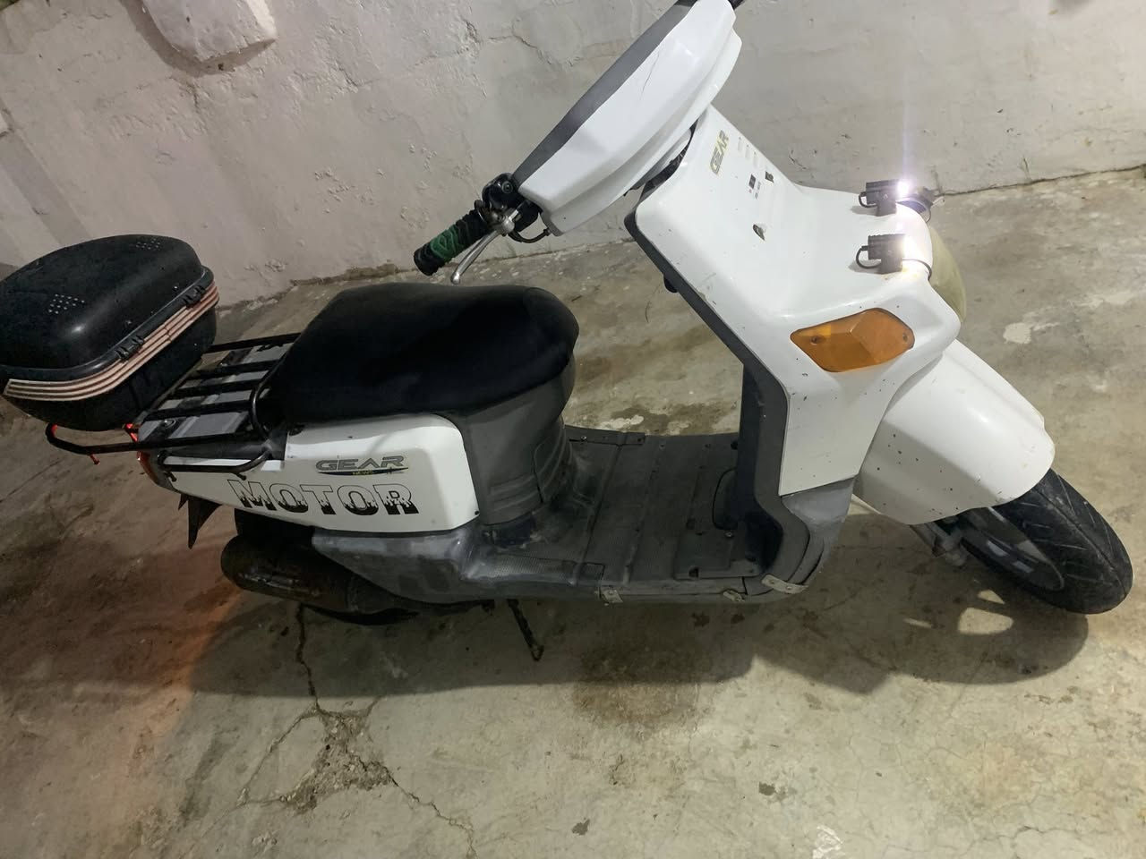 السلام عليكم دراجه للبيج المكان ديالى شهربان دراجه بيهه بس نقص بريك خلفي واير دراجه بيكم60 السعر350وبيهه مجال الرقم***********
