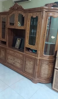 بوفيه ماليزية • للبيع • بيها مجال