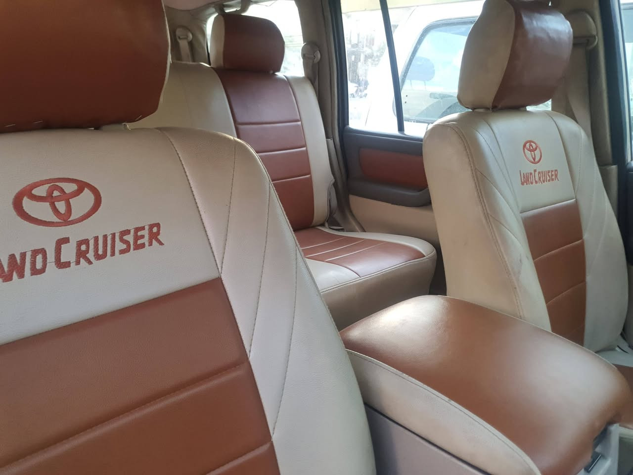 سلام عليكم لاندكروز 2004 محدثه 2007 رقم بغداد تخم تاير حداديه جديده للعلم مصبوغه حزام السياره تبريد 3 قطع بدون حادث   كلها شغاله الكهربائيات  تفاصيل اكثر السعر 140 وبيها مجال للطيبين 
***********
