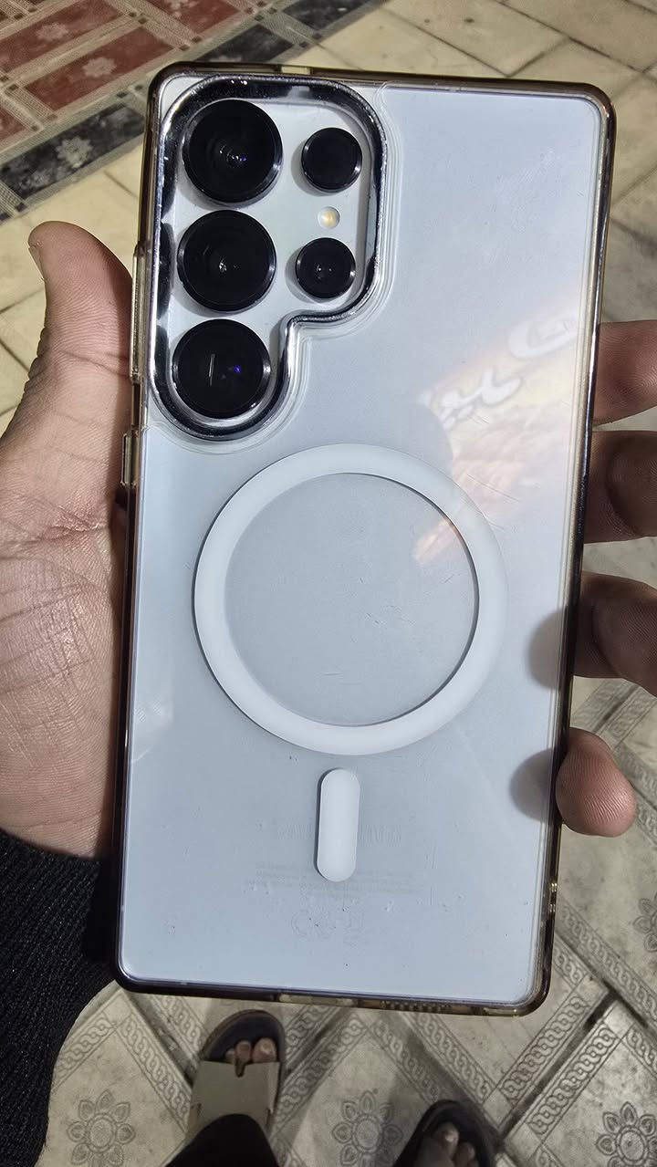 السلام عليكم اس الترا 25
ذاكره ٢٥٦ لون كدام عيونكم نظافه مع جميع مالحقاته 
وكارتون همه 
مع ضمان الوطني عنوان ناصريه حي التضحيه
 السعر مليون و150  وبي مجال للعزاز 
متواجد واتساب الرقم ***********
