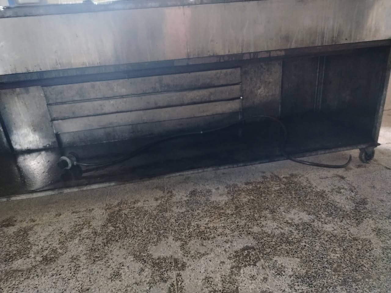 حمّاية طعام شرقي ٧ بلانك
مستخدمة نظيفة 
تعمل على الغاز
السعر ٢٢٥ وبيها مجال 
المكان سامراء للأستفسار الاتصال على الرقم
 الآتي ***********
