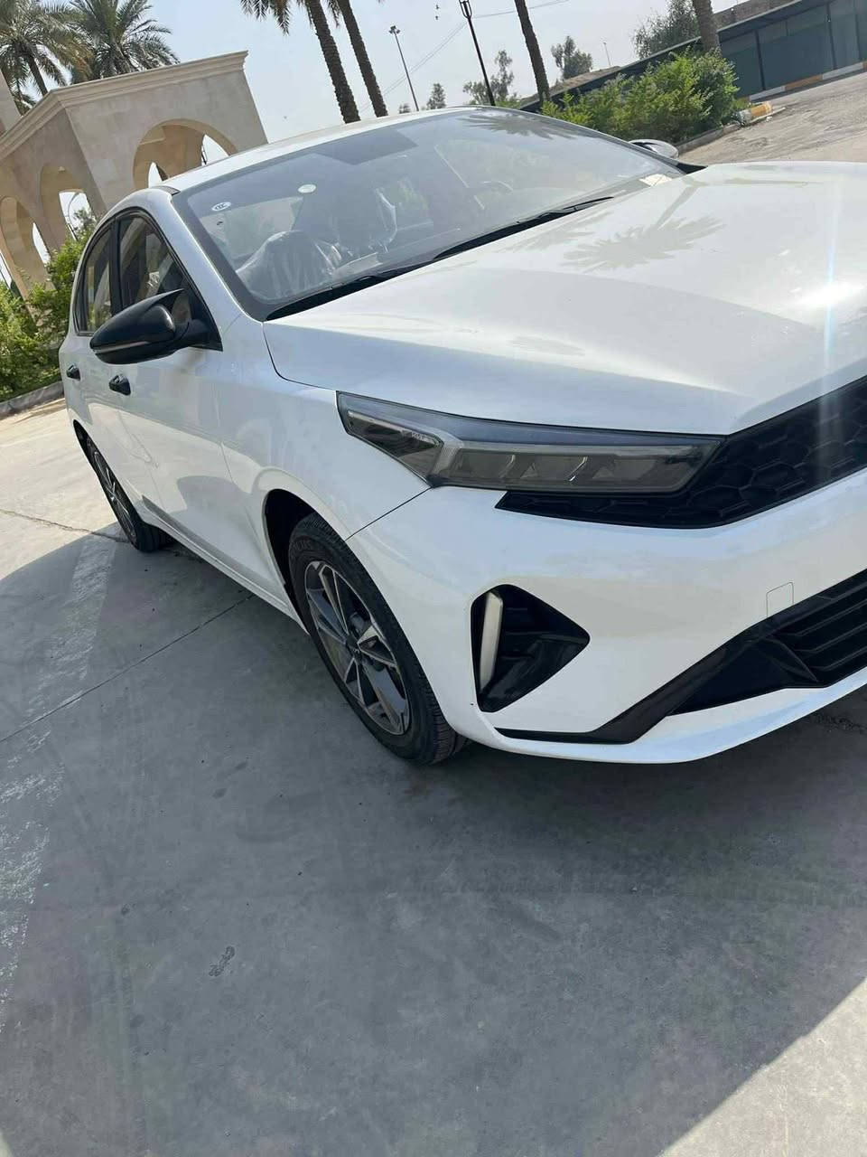 سلام عليكم
خليجي K3 

2022

رقم اربيل بأسمي السيارة 

وكالة تحويل 

فول مواصفات 

5 انضمة قيادة

تحكمات ستيرن

سلايد

كشنات جلد 

ماشية 47

مكاني بغداد 

138 وبيها مجال 

***********
