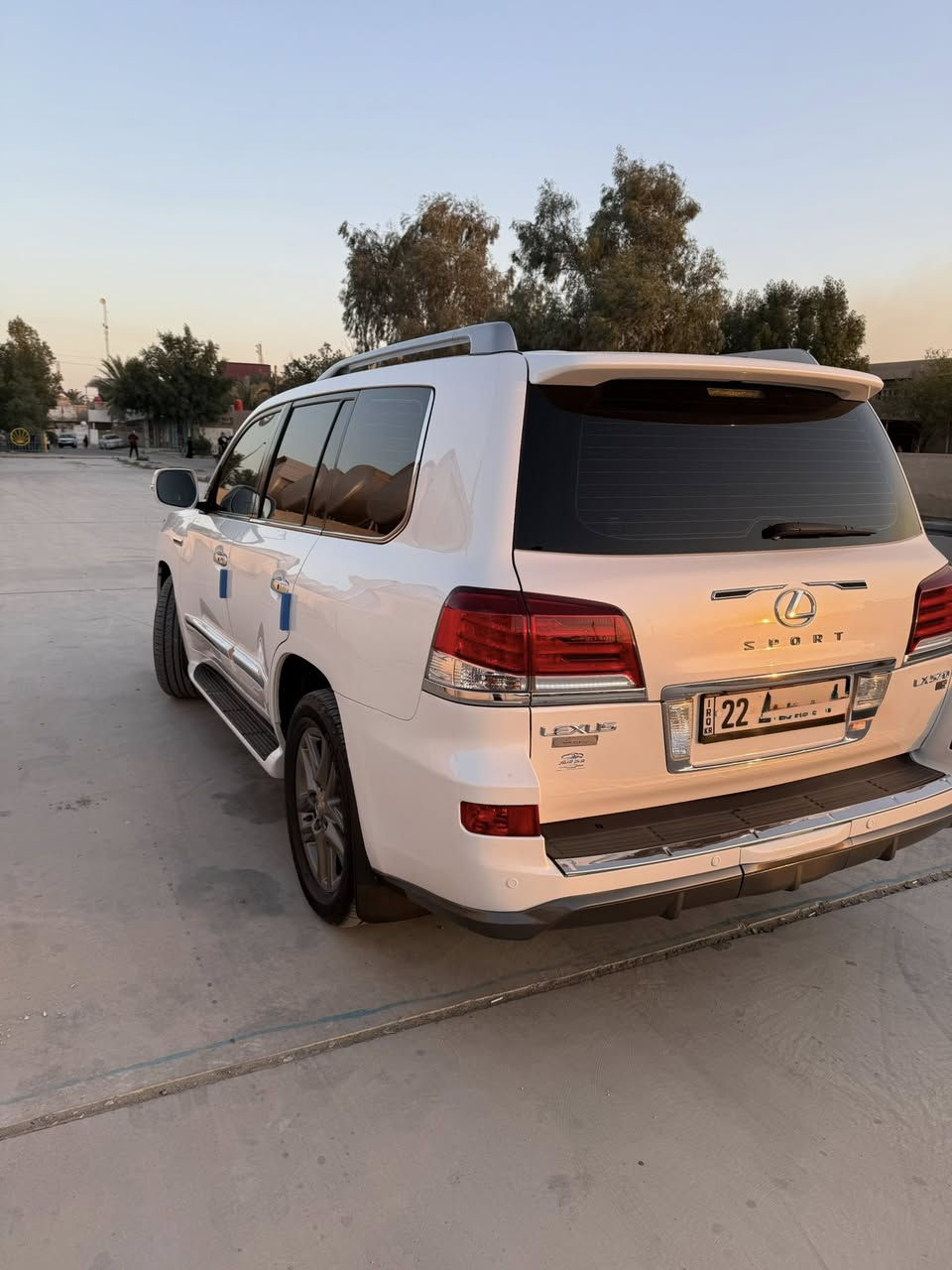 السلام عليكم لبيع لكزز موديل 2012 بريم داخل مشمشي جديده السياره كفاله من التبديل رقم اربيل تحويل وكاله اني حاضر كلشي جديد رقم وهزه كله جديد تخم دسكات جديد ادامه بلشركه مسويلها تضليل بل سنويه استفسار ع الرقم :***********
