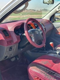 هايلوكس ٢٠١٤ • اوتوماتيك • رقم اربيل