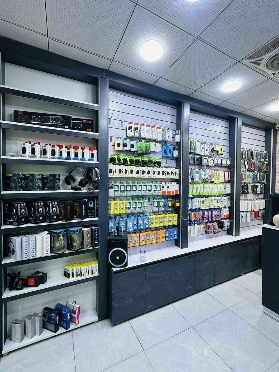 السلام عليكم محل جاهز بسعر مناسب تريد تترزق بي او بس الغراض او الغراض مع الديكور بسعر مناسب جدا العنوان بصره مطيحه للأستفسار واتساب او تصال 
‭0772 834 8323‬  مكلف بنشر
