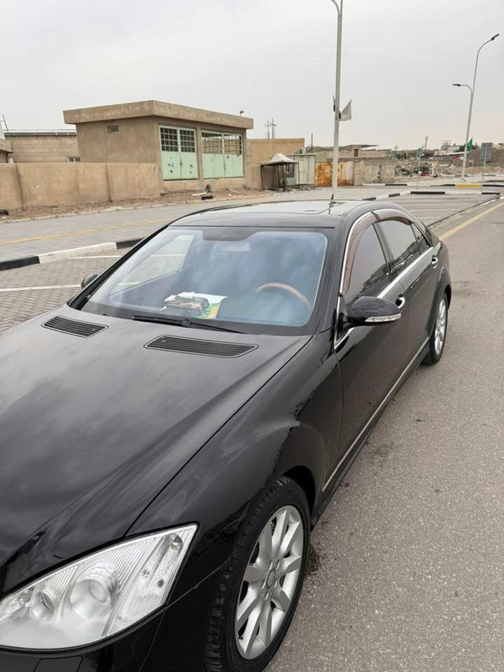 السلام عليكم 

مرسيدس اس 550 
موديل 2010
ماشيه  99 الف كيلو 
وارد يابان 
مكفوله ضربه و كص وانتربول 
السعر 100 ورقه 
العنوان البصره 
***********
