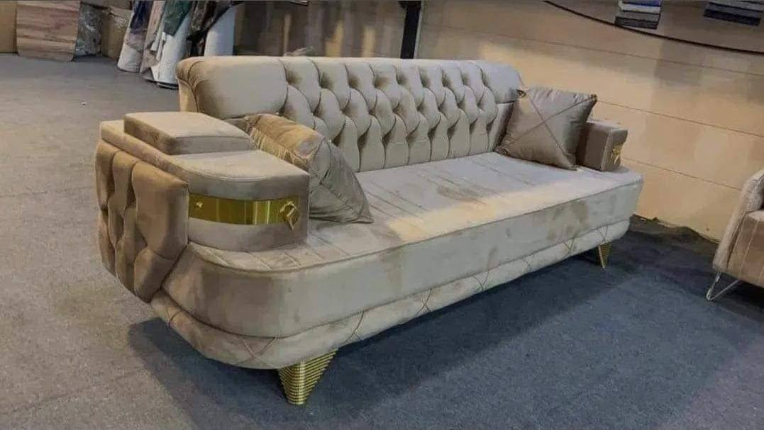 على بركه الله تعالى تم افتتاح معمل الطائي للدوشمه بموقعنا الجديد القائم شارع الحولي قرب دكتوره لمعان
سعر المتر ٨٠ الف فقط
الخشب بلوك بلايود اسود 
اسفنج مميز اول ضمان 5 سنوات
قماش تركي 
للاستفسار الاتصال 
***********
