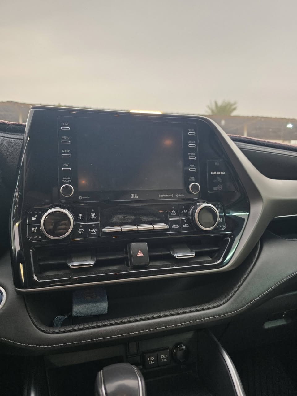 هايلندر  لمتد هايبرد ٢٠٢١ وارد كندي كلين نصبغ البنيد فقط بدون فتح أثر شخوط مال النقل بالإمارات  هاي مابيها صور الحادث لأن كندي داخله كلين 
السعر ٣٠ ألف وبيها  مجال 
يرهم مراوس  حسب  القناعه  .... أو مراوس  بهايلندر كراند  بلاتينيوم ماكس والفرق نقد جاهز


**إذا كنت صاحب هذا الإعلان وتريد حذفه لأي سبب، رجاءا أرسل رسالة إلى الدعم الفني**