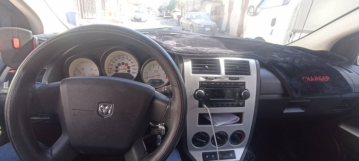 دوج كاليبر للبيع او مراوسة موديل 2008 بيها قطعتين ونص صبغ بدون دواخل كير مكينة وتبريد بشرط عدها كوبون بنزين رقم اربيل موقع كركوك للتفاصيل أكثر اتصل على رقم.   ‏‪0785 818 1059‬‏
واتساب ***********
سعر ٦٨ومجال كركوك, العراق
