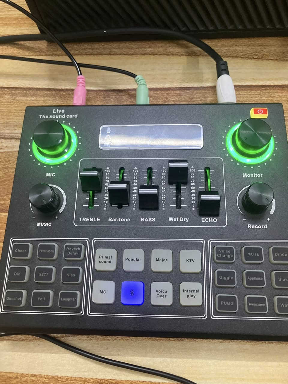 تصفية اغراض بيت (زولية ايراني 25الف)🛑(مرجوحة بيتية 25)🛑(بردات زيبرا سلايد20)🛑(خوذة 15)(مكسر صوت 15)🛑(فرن نص متر شغال جديد مع الستاند 40)🛑(قفص دجاج وطيور ارتفاع مترين عرض متر ونص نزال نص متر حديد ب 85)🛑(براكيت اضوية شغالات 25)🛑(حوض سمك20)🛑بغداد حي العامل *********** واتساب فقط
