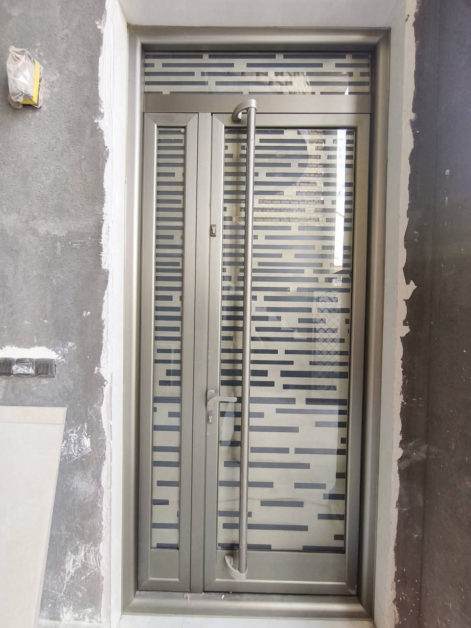 شركة المركزي الألمنيوم وbvc  
لأعمال جميع أنظمة الألمنيوم.
باب نظام قاصه دبل كيلون عازل 
دبل جام مسكرت ٦ملم  CNC داخل الجام 
المقطع الثقيل السراي التركي الاصلي.
العنوان الناصريه المنصوريه قرب القوس واهلا وسهلا بالجميع.التواصل على الواتساب
 ‏‪0781 062 5757‬‏
