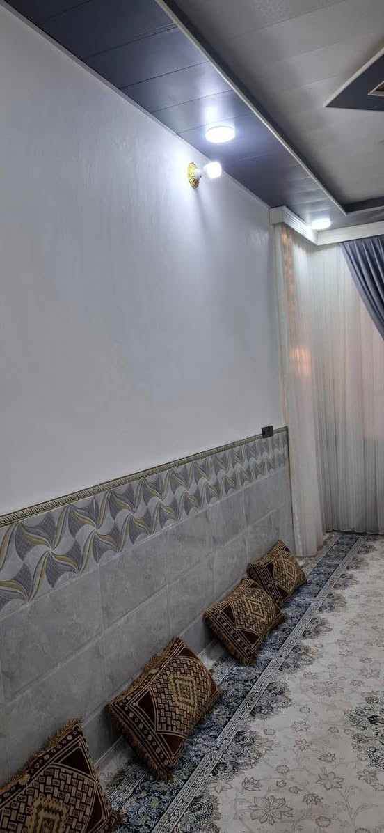 ✅✅بيت للايجار
مساحه 150  ايجارة 300 اول شهرين على 500 مقدمه مقابل قريه الغدير عمود 314
تفاصيل البيت  غرفه وصاله وستقبال ومطبخ وتخاريج وطارمه  للاستفسار اكثر الاتصال على الرقم ***********
