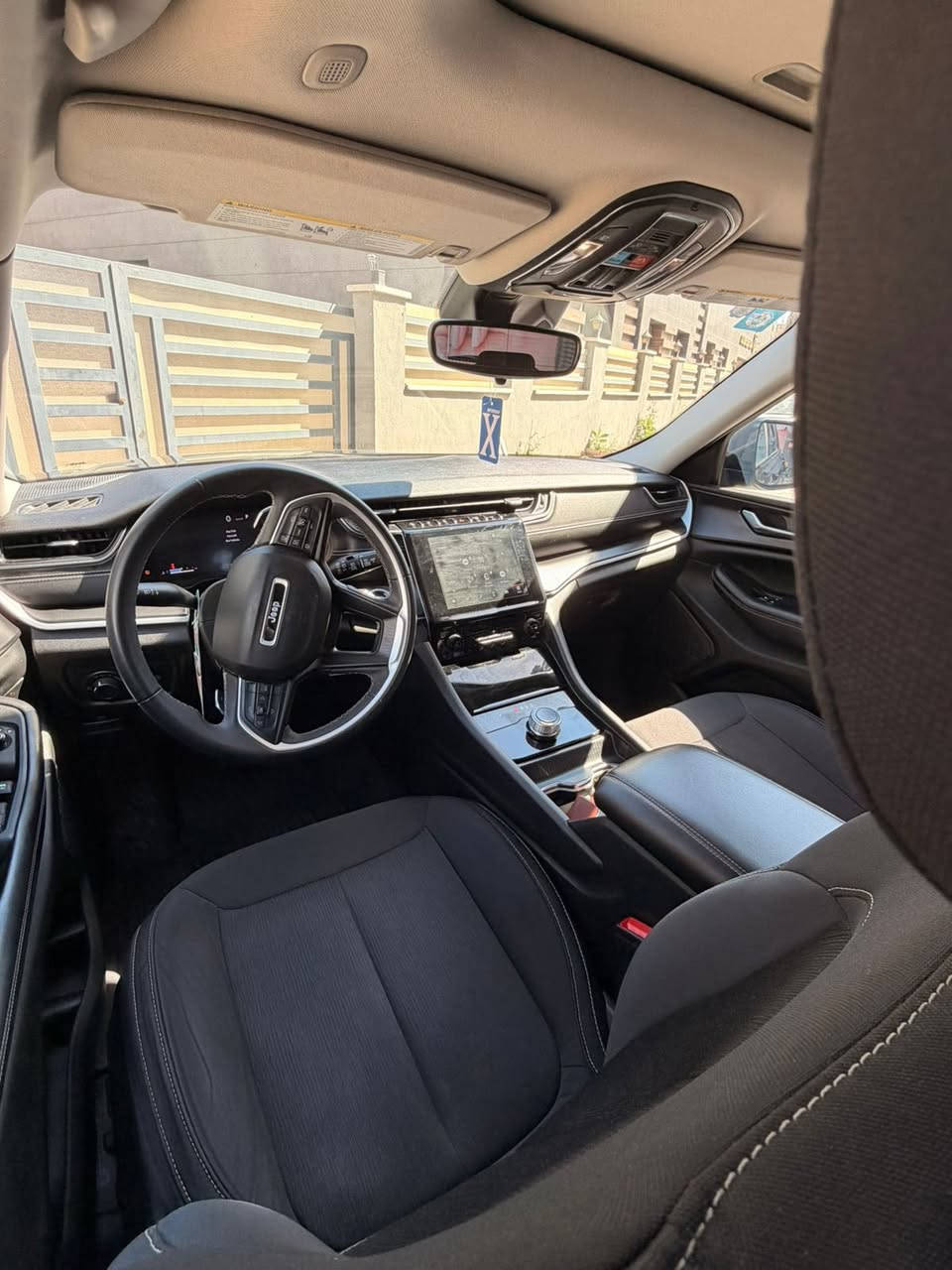 السلام عليكم 
للبيع فقط

جيب لاريدو موديل 2023  
5 راكب محرك 3600
 
سياره كلين حادثها دعاميه خلفيه
ماشيه 29000 كيلو متر 
رقم بغداد
فتحه سقف 
بصمه ابواب
حساس خلفي
رادار 
تحديد مسار 
وبعد بيها مواصفات
بيها رصعه بالباب 
وطخه بسيطه بالجاملغ الامامي الايمن
موضحات بالصور 
السعر ٣٣٥٠٠$ وبيها مجال بسيط
للاستفسار الاتصال على الرقم
***********
مكان السياره بغداد السيديه
