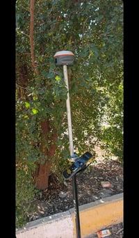 استخدام جهاز روفر meridian  الاصلي وكالة مع كورس ستيشن على بعد 62km بد...