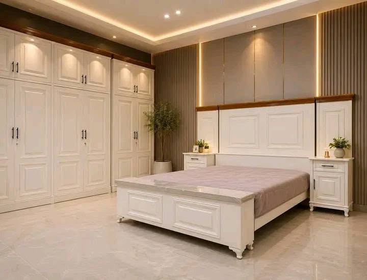 غرف نوم نجارة عراقية درجة أولى

🛏️ تتكون من 10 قطع مع شازلون + مخزن.

🔥 رجعت تتوفر من جديد بعد كثرة الطلب! 🔥

الأسعار التي تناسب الجميع:

1️⃣ مليون دينار – اقتصادي.
2️⃣ مليون و مية الف دينار – وسط.
3️⃣ مليون وربع – وسط (شغل مرتب).
4️⃣ مليون و 750 الف دينار – درجة أولى، ضمان 
5️⃣ مليونين 
6️⃣  مليونين و نصف دينار – درجة أولى، ضمان مدى الحياة. ✅

📌 ملاحظة: قياسات كل غرفة مذكورة أسفل كل صورة، مع باقي التفاصيل. ✅

لأنكم طلبتوها بكثرة... وفرنا لكم من جديد غرف النوم الأكثر مبيعًا، بأفضل جودة وأسعار تناسب الجميع.

🚚 التوصيل متوفر إلى جميع محافظات العراق.

📲 للحجز والاستفسار، راسلوا الصفحة أو واتساب:
***********
***********

⏳ الكمية محدودة... احجز غرفتك قبل نفادها مرة أخرى! ❤️

👍 لا تنسَ الإعجاب بصفحتنا ومتابعتها ليصلك كل جديد.

𝓗𝓲𝔂𝓪𝓶 Furniture ♡
