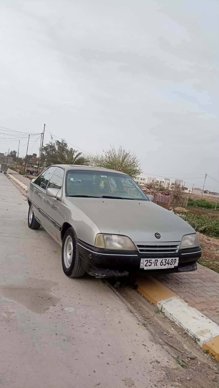 اوبل اوميكا موديل 88 صبغ عام جماليه فقط لايت زنون صدر جديد محرك وكير بشرطرقم دولي بسمي السعر 37 وبيهه مجال ***********
