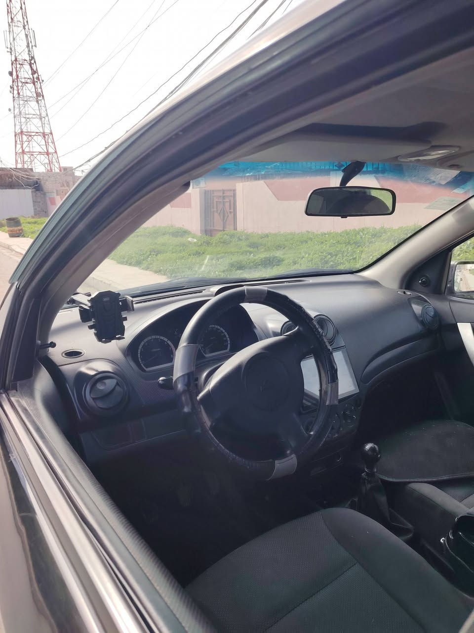 سلام عليكم
افيو 2008 لون اسود رقم اربيل مسطرة بأسمي شرط التحويل او الوكالة و سنوية وهزة جديدة  السيارة بيها قطع ابيعها عام
السيارة كلش حلوة ونضيفة وما بيها أي مصرف شاشا جبيرة كاميرا طخم جديد تايرات جديدة و كير و محرك شرط الفحص
وشرط التبريد ثلج وتدفئة ايظاََ 
كير عادي بدون أي دوانز
السعر 57 وبيها مجال
مكاني موصل ايسر
***********
ما متواجد فيسبوك
