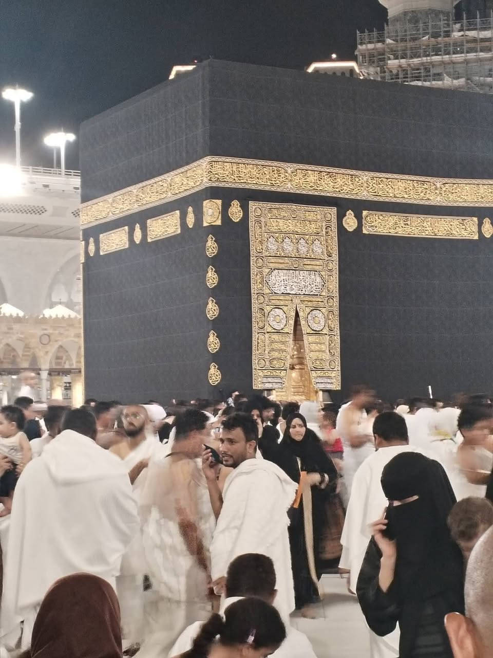 عمرة شهر محرم بتاريخ 2026/6/15
اللهم صلِّ على محمد وآل محمد 
ــــــــــــــــــــــــــــــــــــــــــــــــــــــ
 على بركة الله نعلن عن بدء #استلام 
   عمرة شهر محرم بتاريخ  2026/6/15

مع شركة احباب الاقصى للحج والعمرة 
رحلة إيمانية تجمع بين العبادة 
والراحة والتميّز 

🚍 تفاصيل البرنامج (برًّا):

1. ثلاث وجبات طعام يوميًا
2.🧳 جنطة كتف 
3. زيارة مزارات مكة المكرمة والمدينة المنوّرة
3.مرشد ديني مرافق طول الرحلة
4.🎁 هدايا متنوّعة
5. ضيافة الطريق 
1️⃣ برنامج سياحي متكامل
🚍 وسائل النقل:
باصات حديثة – مكيفة – مريحة 

 #الأسعار:
🔹 الباص السياحي:  750 الف
الطيران 1150 الف
 #موعد #السفر: 2026/6/15

📞 #للحجز #والاستفسار:
📱 ‏‪***********‬‏
 موقع الشركة:
السماوة حي ناظم قرب حلويات الحمداني 
الفرع الثاني 
الوركاء قرب الجسر الهولندي

ـــــــــــــــــــــــــــــــــــــــــــــــــــــ
شركة احباب الاقصى للحج والعمرة
