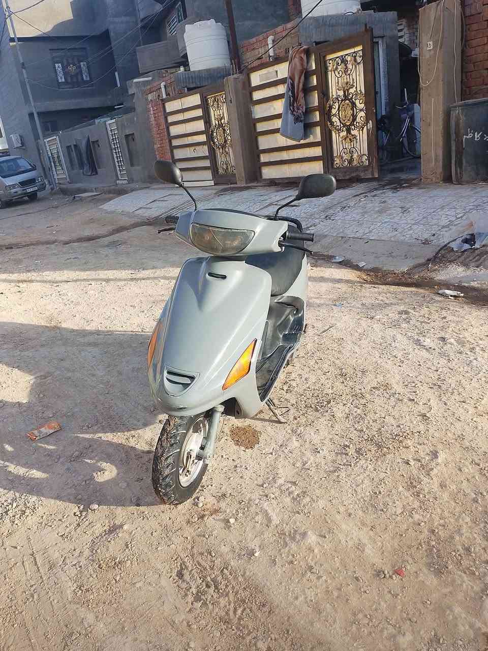 سلام عليكم  فراشة البيع مفتوحه شلعه اشك الكاع كلشي شغال بيهة خيط تبخيرفقط السعر 250الف  الرقم ***********
