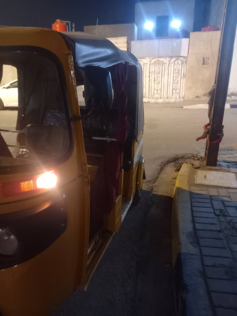 البصره القبله تكتك للبيع سعر 4800بيه محال نتصل***********
