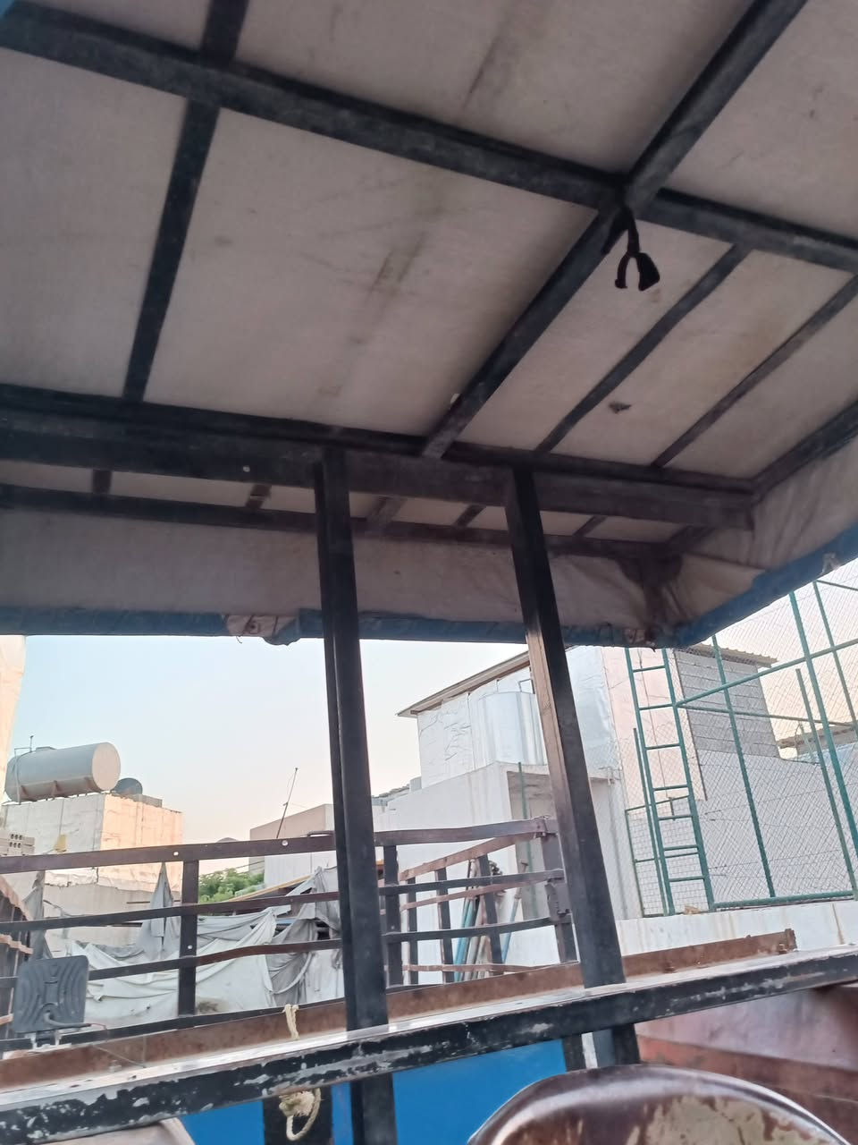 کە پر بۆ فرۆشتن ***********  ***********
